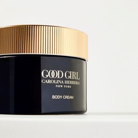 Good-Girl-Body-Cream-by-Carolina-Herrera---Hidratante-Corporal-Perfumado-200ML--3