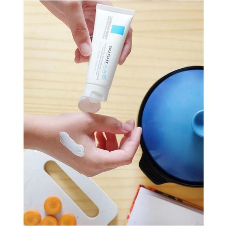 Cicaplast-Baume-B5---La-Roche-Posay---40ml--4