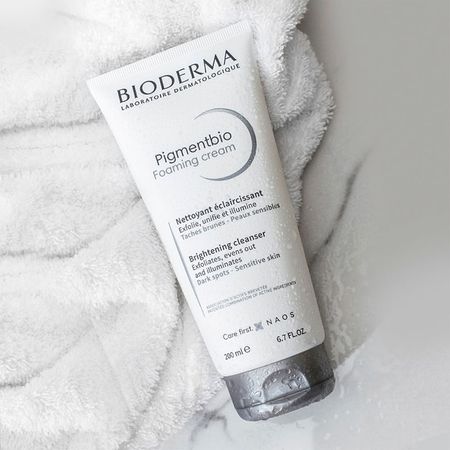 Sabonete-Líquido-Esfoliante-e-Clareador-Corporal-Bioderma-Pigmentbio-Foaming-200-ml-200-ml--4
