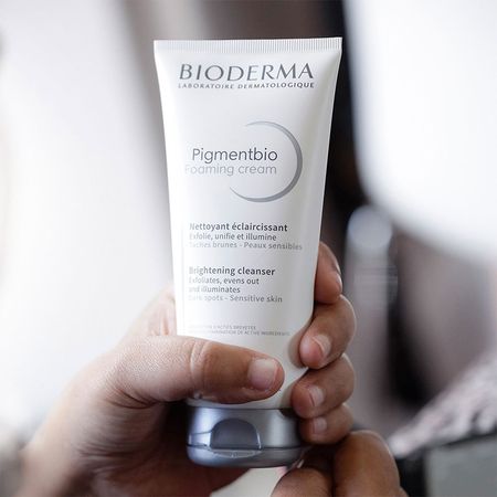 Sabonete-Líquido-Esfoliante-e-Clareador-Corporal-Bioderma-Pigmentbio-Foaming-200-ml-200-ml--3