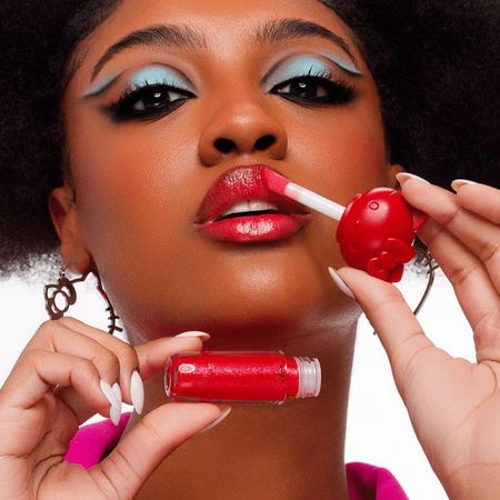 Lip-Oil-Bruna-Tavares-Hello-Kitty-Love--5