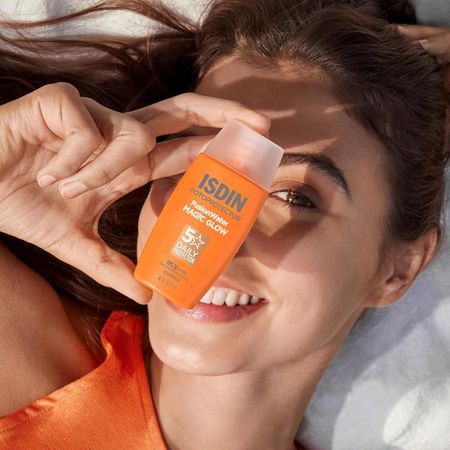 Isdin-Fotoprotector-Fusion-Water-Magic-Glow-FPS30---50ml--2