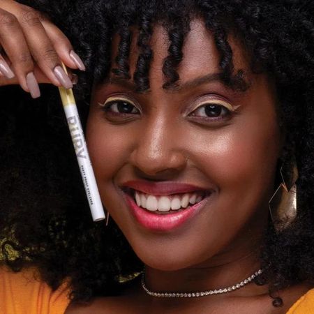 Delineador-Para-Olhos-Ruby-Kisses-Party-Proof-Eyeliner-Retro-Yellow-0,5g-Pte02b--5