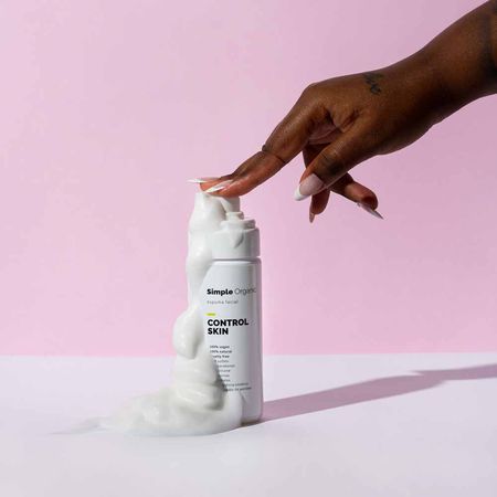Espuma-Simple-Organic-Control-Skin-150ml--2
