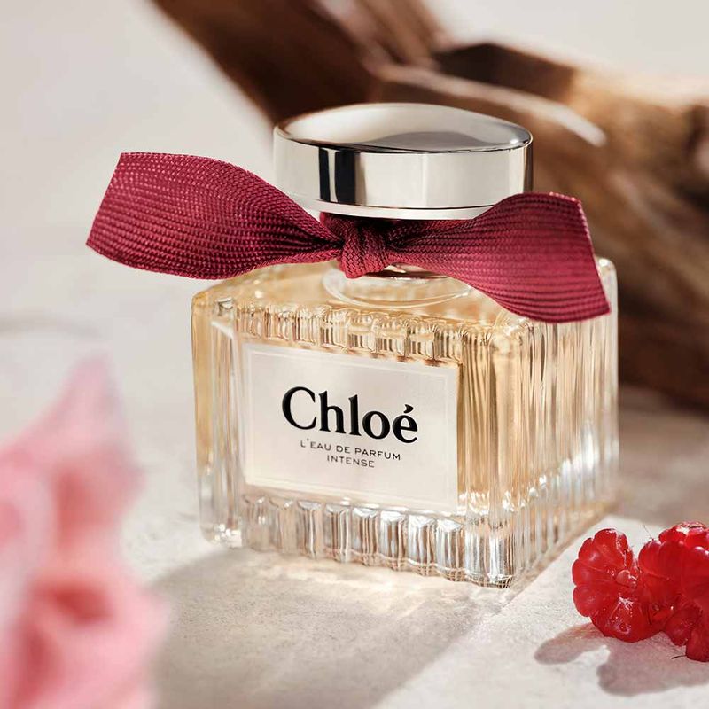 Perfume Chloé Signature Feminino L'Eau de Parfum Intense - Época